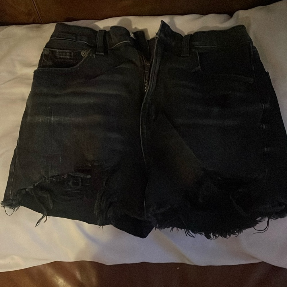 Women’s size 2 American Eagle black jean shorts